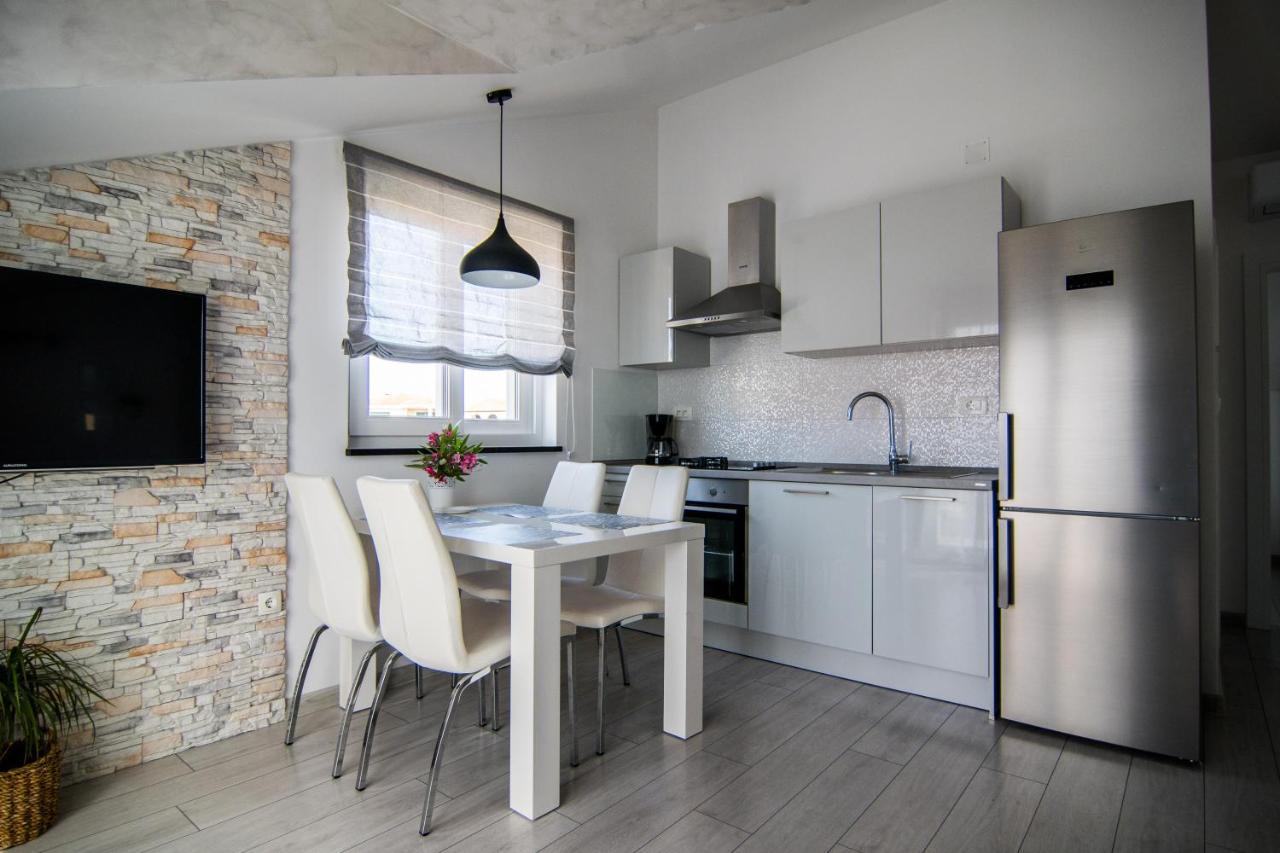 Apartments Up&Up Rogoznica  Extérieur photo